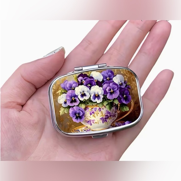 Pansy Floral Nature Inspired Pill Organizer 2-Compartment Compact Pill Case New - Picture 2 of 11